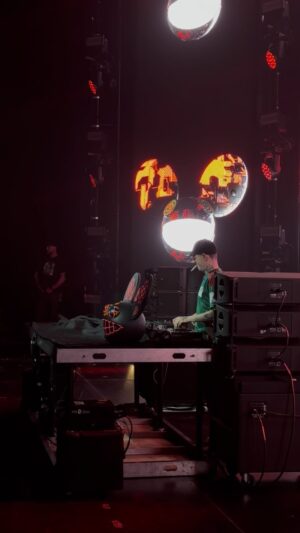 deadmau5 Instagram - thx mexico city! next stop: guadalajara :D 

last min tix available for red rocks this weekend - got something special coming your way. link in bio to grab yours!