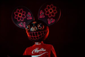 deadmau5 Instagram - thx guadalajara!! next stop - red rocks!! last tickets available for this weekend… link in bio to get them :P seeya soon! photo @leahsems