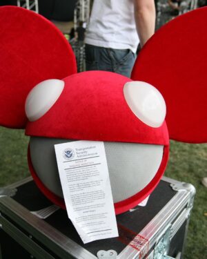 deadmau5 Instagram - #retro5pective: Sahara Tent, @coachella 2008 :D 

retro5pective tix available now for LA, NYC + Denver via ink in bio :P