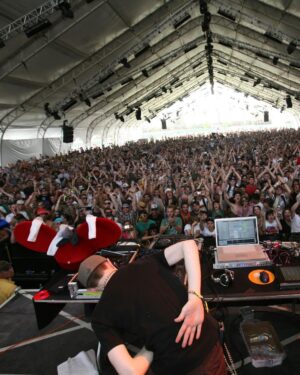 deadmau5 Instagram - #retro5pective: Sahara Tent, @coachella 2008 :D 

retro5pective tix available now for LA, NYC + Denver via ink in bio :P