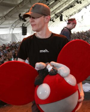 deadmau5 Instagram - #retro5pective: Sahara Tent, @coachella 2008 :D 

retro5pective tix available now for LA, NYC + Denver via ink in bio :P