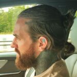 Aaron Chalmers Instagram - 8 months without a cut from a skin fade!! I managed 11 last time and have always regretted cutting!! Xmas gna have a naughty wig 👩🏽‍🦱 Newcastle upon Tyne