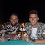 Aaron Chalmers Instagram - Good times!! 🍻