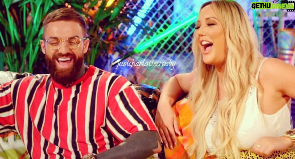 Aaron Chalmers Instagram - Well tonight’s the night I’m back on your screens for @justtattooofus with my best mate @charlottegshore as you can tell by the pic what a fucking laugh it was 😁!! 10pm tonight on @mtv