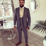 Aaron Chalmers Instagram - Horse racing with the family!! Eventually wearing the sick suit from @forbes.tailoring 🐎 Newcastle upon Tyne