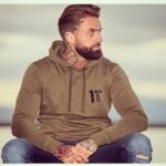 Aaron Chalmers Instagram - Sometimes I try to be a model 😂💁🏽‍♂️📸