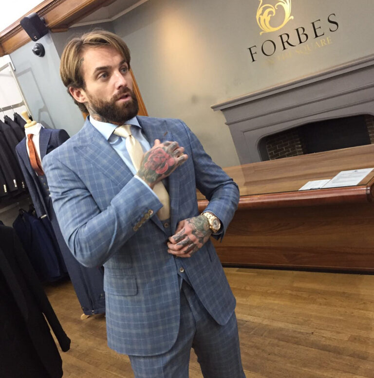 Aaron Chalmers Instagram - Massive thank you to @forbes.tailoring for my first proper suit all tailored that iv ever had!! Literally the best in the business and getting me red carpet ready for the EMA awards on Sunday 😁
