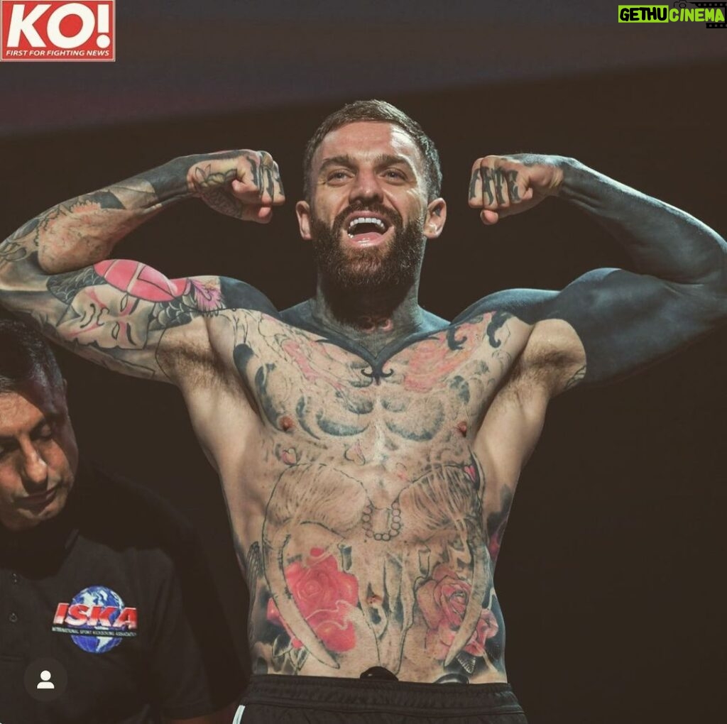 Aaron Chalmers Instagram - Tonight’s the night all the hard work will be shown!! Live on @daznboxing around 9.30 on @kingpynboxing LETS GO 🥊 Dublin, Ireland