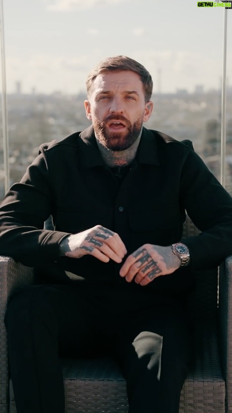 Aaron Chalmers Instagram - Just a heads up – we've set a $500 minimum deposit to kick things off with TradeSync. Why? Because smart trading starts with smart risk management. This is to allow enough margin in your account to copy our trades with proper risk management.