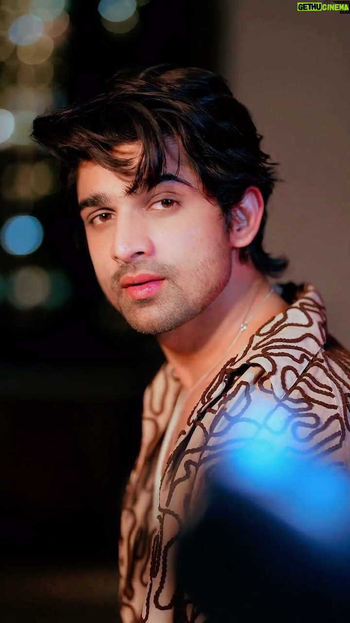 Abhishek Kumar - 1.1 Million Likes - Where's my Premika 🥰❤️
#AbhishekKumar #abhishekavengers #Akparivaar