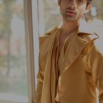 Abhishek Kumar Instagram - Chori chori chupke chupke ♥️🫣# #AbhishekKumar #AbhishekAvengers #AKparivaar Styled by @kapoormohit888 Cinematography @akphotography_mumbai Wearing @bbl_being_beautiful_look Jewellery: @kickyandperky x @affiliates_pr Hair & Makeup @beautybythebeastt Location @a__square__entertainment Pr @greenlight__media