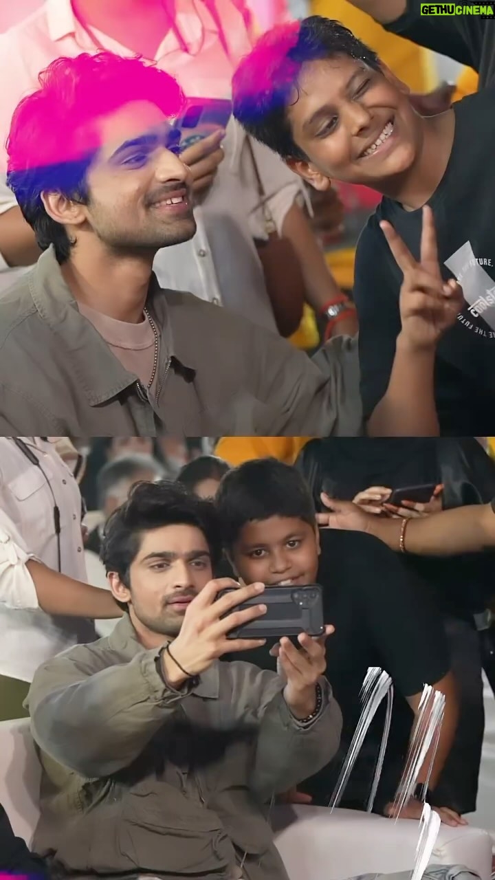 Abhishek Kumar - 506.2K Likes - Isi Pyaar k liye jee raha hoon ♥️🥰
#AbhishekKumar
Hairandmakeup : @beautybythebeastt