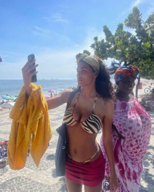 Adèle Exarchopoulos Instagram - Tudo bem 🇧🇷