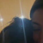 Adèle Exarchopoulos Instagram - Je sais même pas ce qu'il y'a de pire dans cette vidéo : - le bonnet de @leilabekhti - la réaction de @geraldinenakach - mes soquettes?