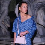 Adèle Exarchopoulos Instagram - 💙 @fendi #FendiPeekaboo