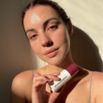 Adelaide Kane Instagram - Been trying out the new Dermalogica Skin Retinol Serum and can confirm, no irritation, finer pores and reduced fine lines! (It dried up my hormonal acne too as an added bonus) @dermalogica #dermalogicapartner