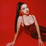 Adelaide Kane Instagram - Cyberpunk Vampire vibes @cibellelevi @scottkinghair @katrinakleinmakeup @alexandrareneestyle