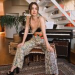 Adelaide Kane Instagram - Not to complain but when is instagram gonna allow longer/wider photos??? Anyway 💋
