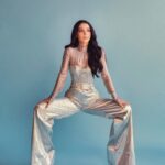 Adelaide Kane Instagram - Jojo Pose @cibellelevi @alexandrareneestyle @scottkinghair @katrinakleinmakeup