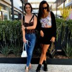 Adelaide Kane Instagram - Act natural @georgieflores @jaredeng
