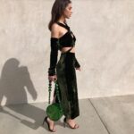 Adelaide Kane Instagram - Too busy eating, drinking & cuddling babies for new photos. Happy holidays insta fam 🎄