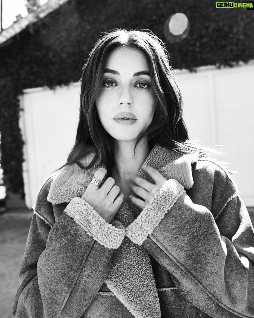 Adelaide Kane Instagram - I really need to drop all these photos at once 😂
