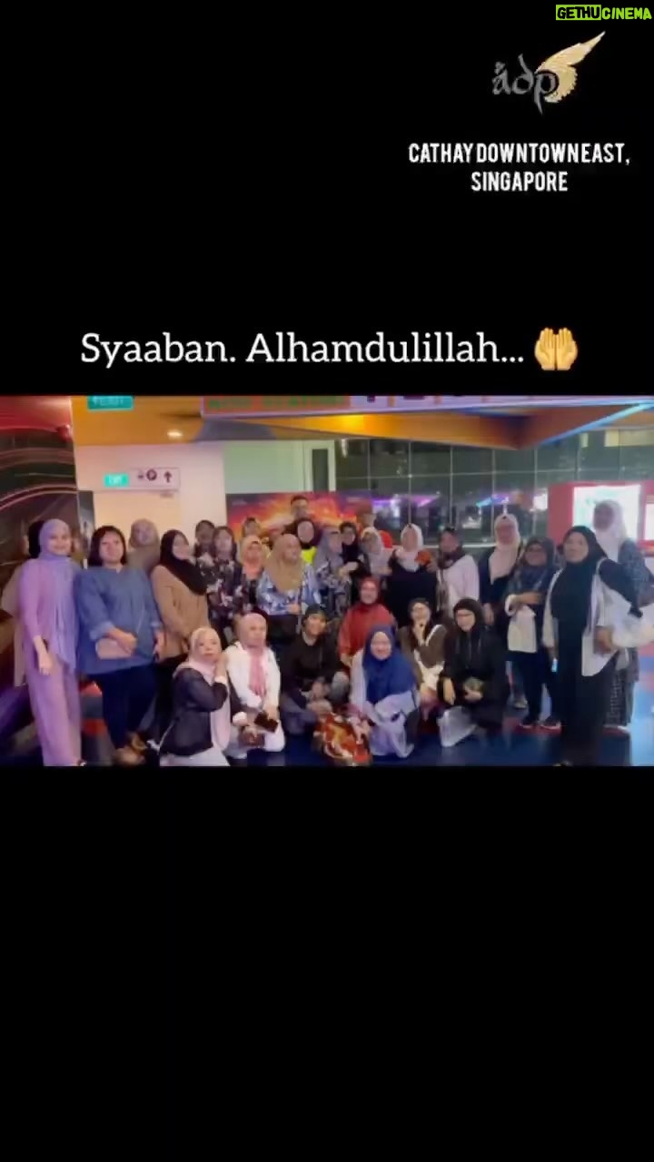 Adi Putra Instagram - Jgn kamu berduka, Allah selalu bersama kita. @syaabanthemovie di Pawagam π²πΎπΈπ¬π§π³. #taatpadayangsatu #syaabanthemovie #adpstudiossdnbhd #filemamal Cathay Cineplex, Downtown East
