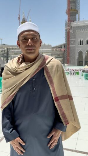 Adi Putra Instagram - Perancangan Allah itu hebat, Syukur Alhamdulillah. Filem Amal berjudul “SYAABAN” mula ditayangkan 29 june 2023 sempena Hari Raya Aidil Adha. Semoga dapat sokongan dari anda semua dan Menonton di Pawagam. Biiznillah 🤲 @syaabanthemovie #taatpadayangsatu #adpstudiossdnbhd #syaabanthemovie #filemamal