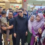 Adi Putra Instagram - @galeriauraislam @jopana.my Update Terkini! Alhamdulillah, sedang berlangsung Program Saksikan Filem “Syaaban” bersama Dato’ Hj Adi Putra di Superstar Cinema, Seri Alam Johor. . . Semoga dengan program ini dapat melahirkan semangat cintakan agama!