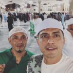 Adi Putra Instagram – Alhamdulillah, sudah sampai kan salam buat semua kepada Baginda Rasulullah SAW ☝️
#taatpadayangsatu 
#adiputra 
#hadidtravel