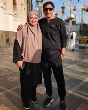 Adi Putra Instagram - بارك الله في عمرك

Selamat Hari Lahir Istriku @adpaidaputra 🎂🤲🕋 
15.2.23
#taatpadayangsatu 
#adiputra 
#adpaidaputra