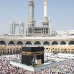 Adi Putra Instagram - Pembersihan Kaabah 🕋. #taatpadayangsatu Masjid Al Haram Makkah - مسجد الحرام مكه المكرمه