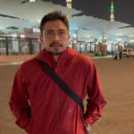 Adi Putra Instagram - Jgn pening2 nak pilih agent mana utk tunaikan ibadah Umrah anda. InsyaAllah saya dan Akhi saya @johanarrif_asari menanti kedatangan anda. ☎️ 013-8030-786 @hadidtravelandtours 🛫 16 Sept - 26 Sept 🕋 Jom Umrah Jom daftar terus Biiznillah #taatpadayangsatu #hadidtravel Al Masjid an Nabawi المسجد النبوي Madina Munawarah المدينة المنورة