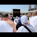 Adi Putra Instagram - Alhamdulillah, walaupun diuji dengan Petir, Kilat dan hujan yang sangat lebat, di tanah haram ini, Saya dan jemaah @hadidtravelandtours selamat dibawah lindungan Allah SWT 🤲 #taatpadayangsatu #hadidtravel