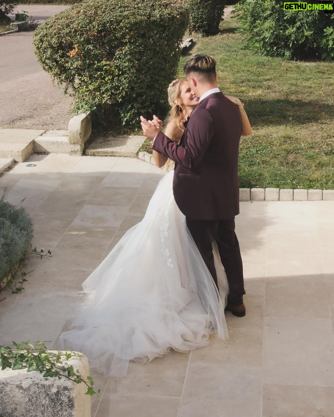Adixia Romaniello - 165.4K Likes -