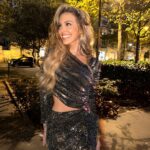 Adixia Romaniello Instagram - Bonsoir il est 00:51 Neuilly-sur-Seine, France