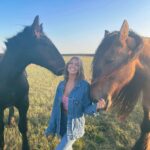 Adixia Romaniello Instagram - 🐴🖤 Bientôt au galop! Vendée