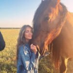 Adixia Romaniello Instagram - 🐴🖤 Bientôt au galop! Vendée