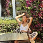 Adixia Romaniello Instagram - C’était en Corse 🥰