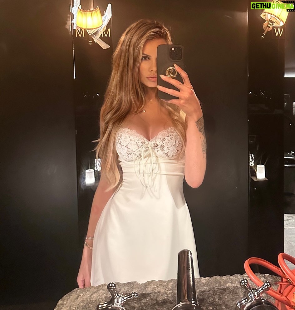Adixia Romaniello Instagram - Annex Beach Cannes