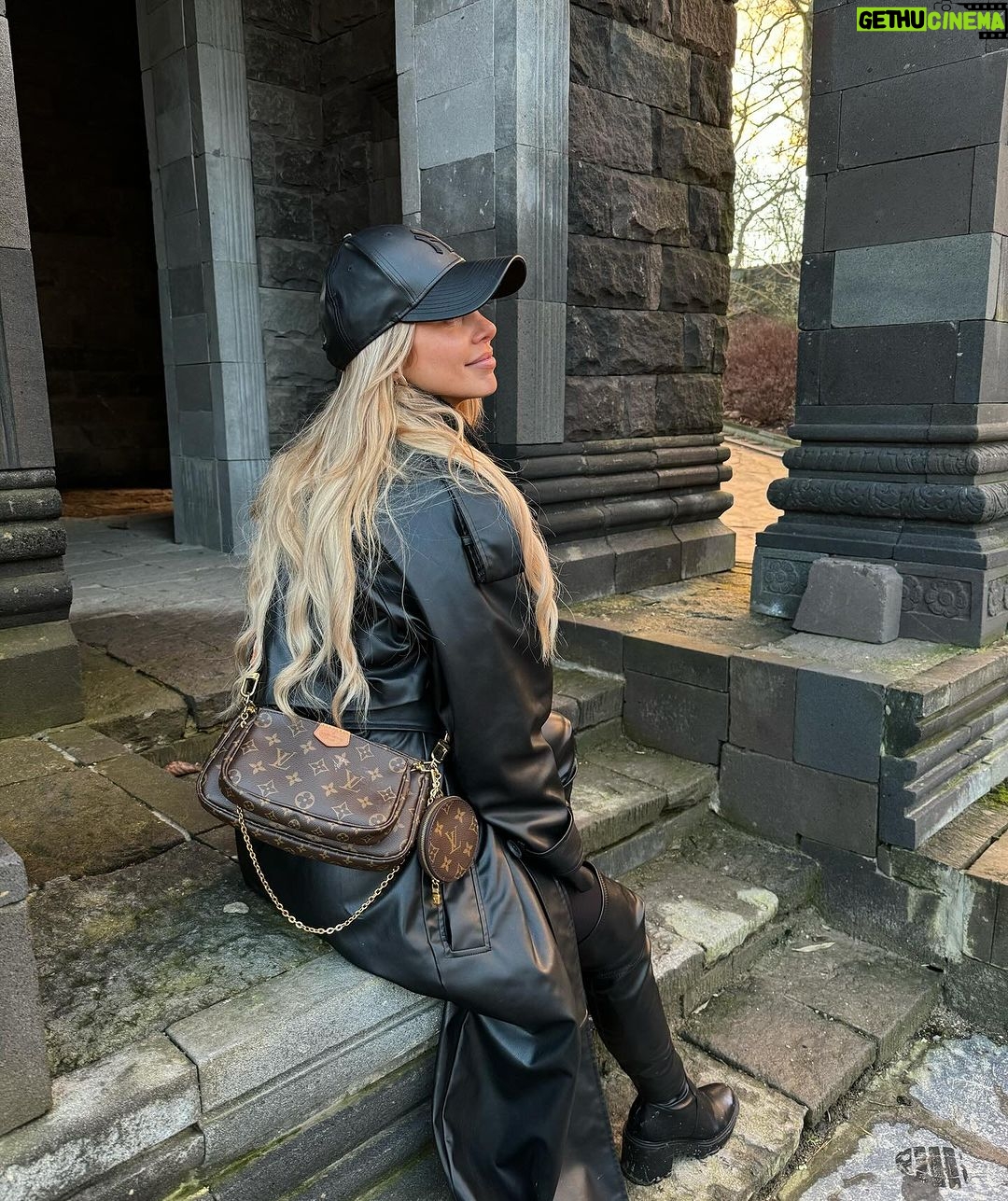 Adixia Romaniello Instagram - Voyager en 5 minutes Γ @pairidaizaofficial ππ«ΆπΌπ² Pairi Daiza