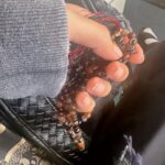 Aima Baig Instagram - For the first time in my life - i wanted to post these beautiful moments that i spend there rather than the ones i took of myself, in this beautiful month of Ramadan. Its still very surreal to me - all of this. The BULAWAH 🙏🕋❤️ P.s To all those - Hi i still got the chance to touch and feel the Kabah w these inked hands. The thing is - its not the person whos ever bad, it could be their deeds or actions that are being disliked religiously. ALLAH is the Gracious of all, he loves us more than 70 mothers. May ALLAH, invite every Muslim to this Holy place. Ameen 🤲 Mecca, Saudi Arabia