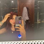 Aima Baig Instagram – 🙃

Hair done by the amazing @naveedemmanual 🫶🙏