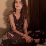 Aima Baig Instagram – Kyun unki he raah dekhay,
 man banwara.. ☺️