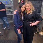 Aimee Garcia Instagram - When you are a HUGE FAN of @kellyclarkson (& secretly feel like u r besties) & she drops by #Lucifer set 🤗 @officialtomellis @kevinmalejandro PINCH ME!! Our shenanigans on @kellyclarksonshow Oct 28 😈 Warner Brothers Studio