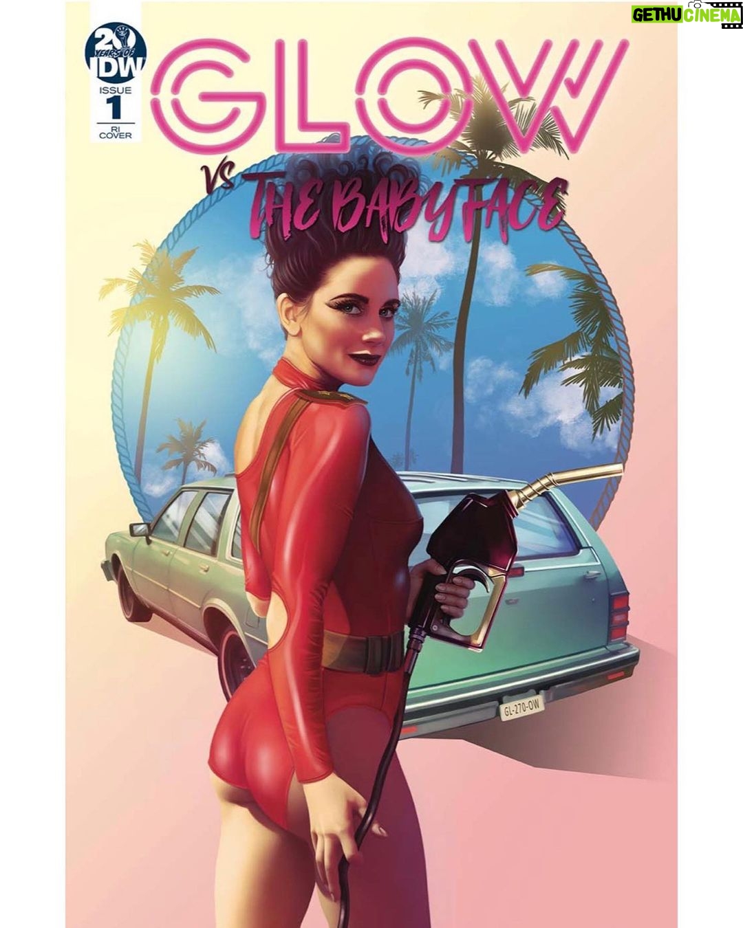 Aimee Garcia Instagram - OUR COVERS!!! Iām crying š (tears of joy) THANK YOU @lizflahive @carlymensch @idwpublishing @glownetflix for trusting us with your GEM of a show #GLOW @theajmendez š¤ #WriteTheChangeYouWannaSee ... & be inspired by BADASS women ā¤ļøšš½