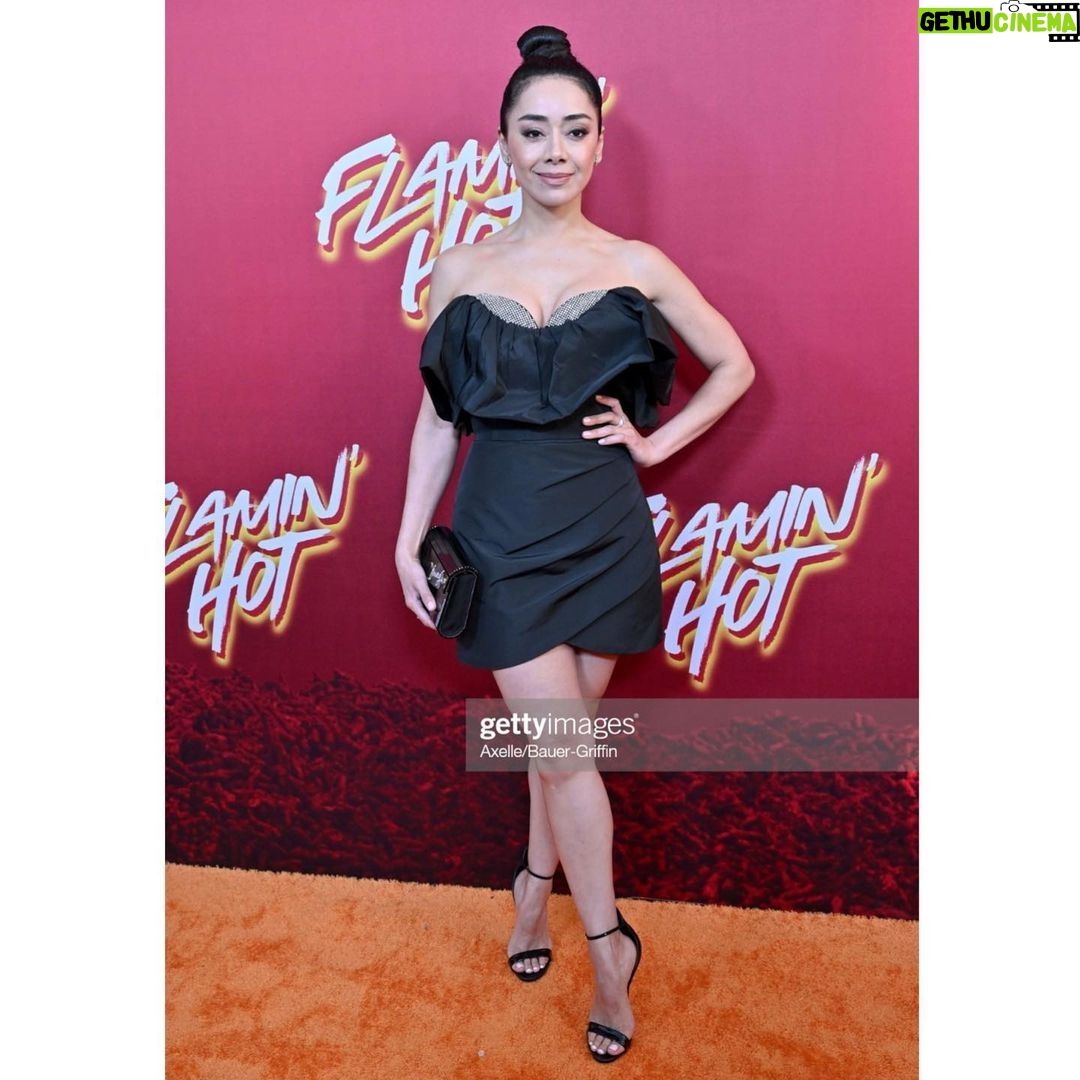 Aimee Garcia Instagram - So proud to support this film! @evalongoria you crushed it 👏🏽👏🏽 @flaminhotmovie is so inspiring! You’ll laugh, cry and dance to @iambeckyg ❤️🔥song Hair: @christopherdavidhair Make-Up: @nicolewalmsley Stylist: @katiebof Dress: @rebeccavallance Shoes: @casadeiofficial Bag: @jimmychoo Jewelry: @effyjewelry @grazielagems