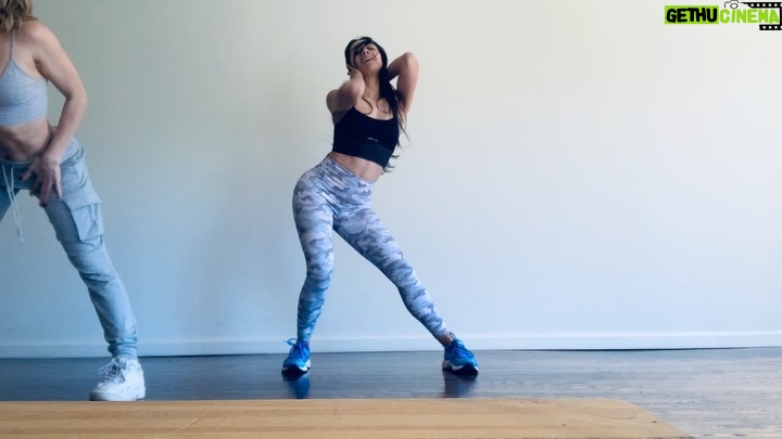 Aimee Garcia Instagram - Been quite on social media cuz I’ve been werkin on an exciting new project I can’t wait to share. Throwback to Day One of training …. Announcement coming soon 🤗💃🏽Thx @kaylabrenda