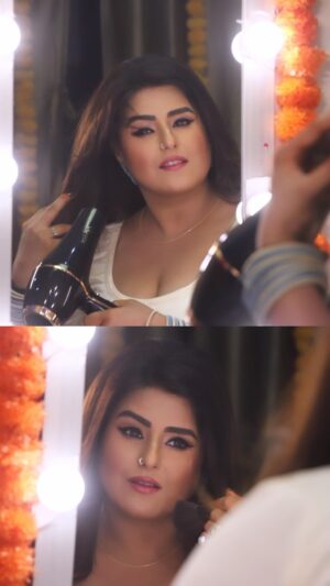 Akanksha Awasthi Instagram - Life Ki Naughty Kahani ❤️🤩
.
.
.
.
.
.
.
#reelitfeelit #reelkarofeelkaro #instagram #trendingreels #trending #actor #life #song #bollywood #bollywoodsongs #bollywoodstyle