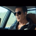 Akshay Kumar Instagram - When you truly feel ‘Fit Hai Boss’, every challenge life throws at you is just another scene to ace! #Ad @dollarbigboss #FitHaiBoss #WearTheChange